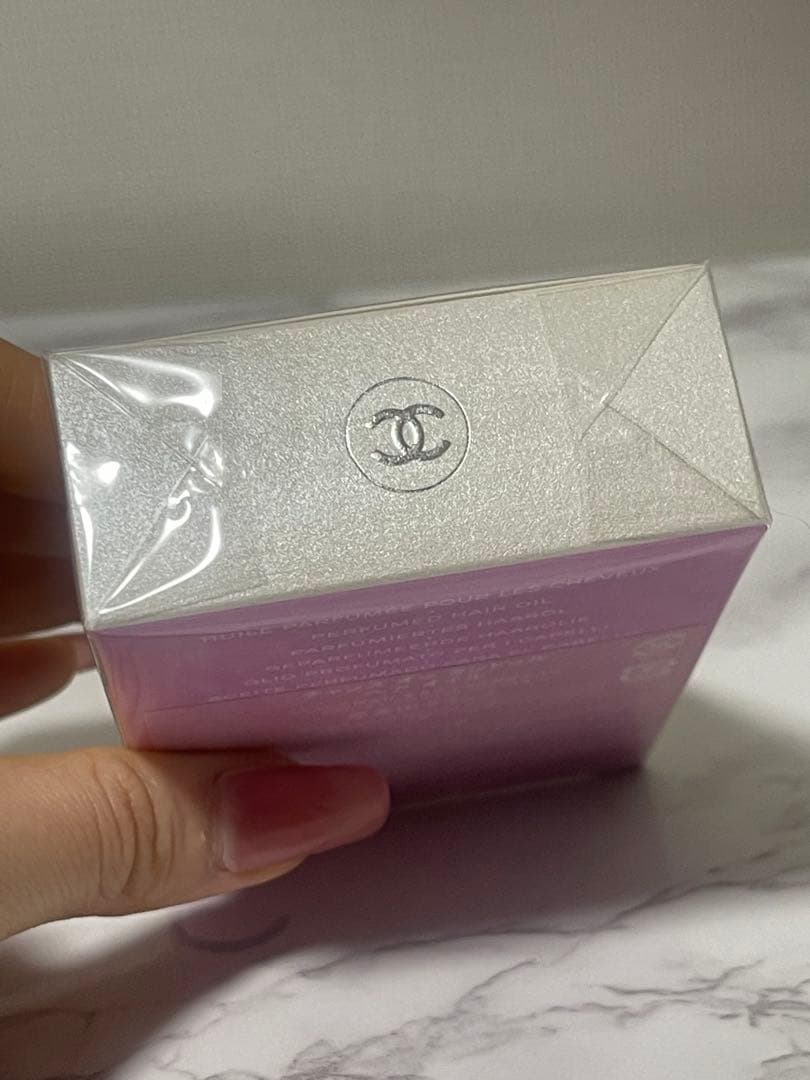 まるまる　CHANEL