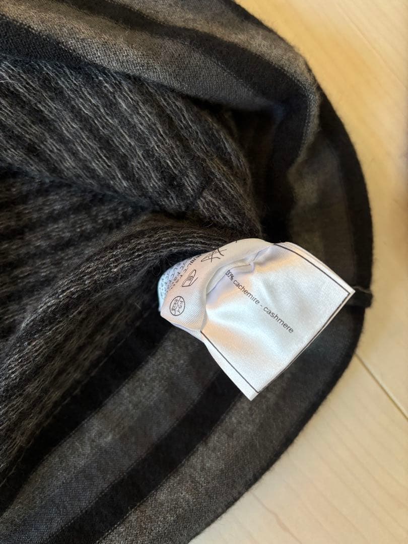 美品　CHANEL カシミヤ ハイネックニット ロエベ　the row プラダ