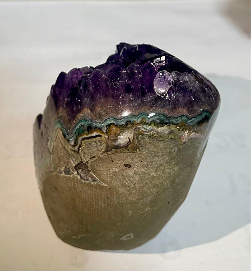 高品質アメジストドーム クリスタル 紫水晶 浄化 パワーストーン 濃いパープル
