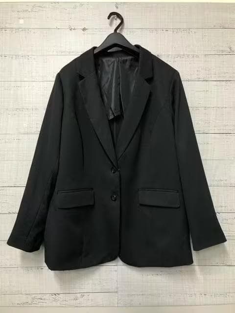 新品☆5L黒系リボンタイブラウス付パンツスーツ3点フォーマルにも◯D336