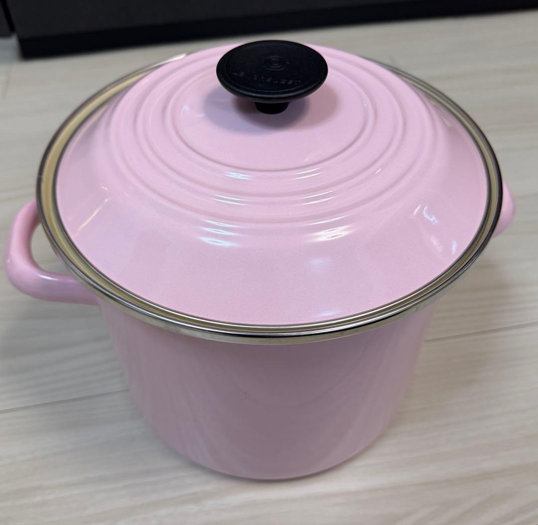 LE CREUSET 両手鍋 ピンク 22cm