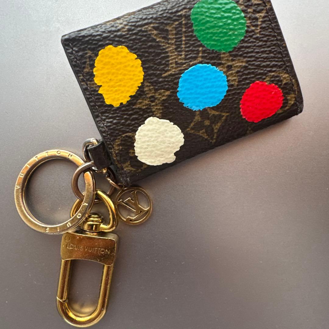 Louis Vuitton 草間彌生 ドット柄 ケース付きキーリング
