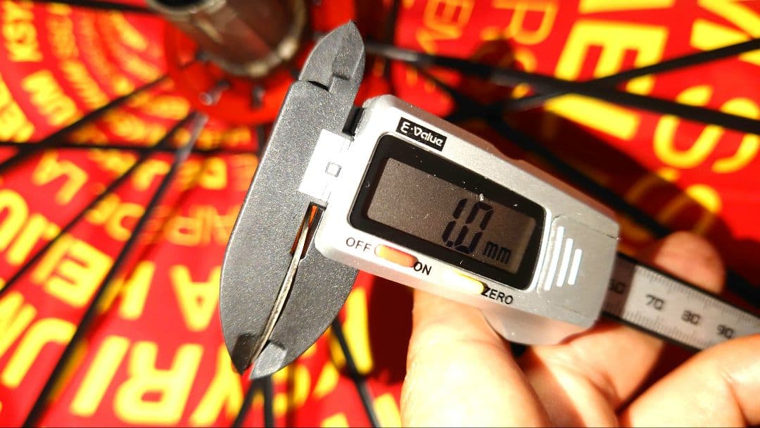 MAVIC KSYRIUM ES 赤ハブ シマノフリー ホイールセット