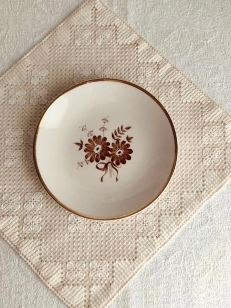 【mkuさま】vintage plate ❀ 矢車菊の 小さめ プレート