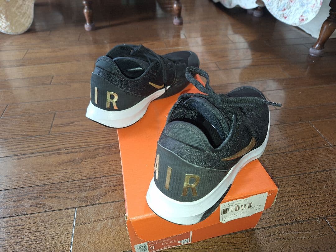 ナイキ　テニスシューズ