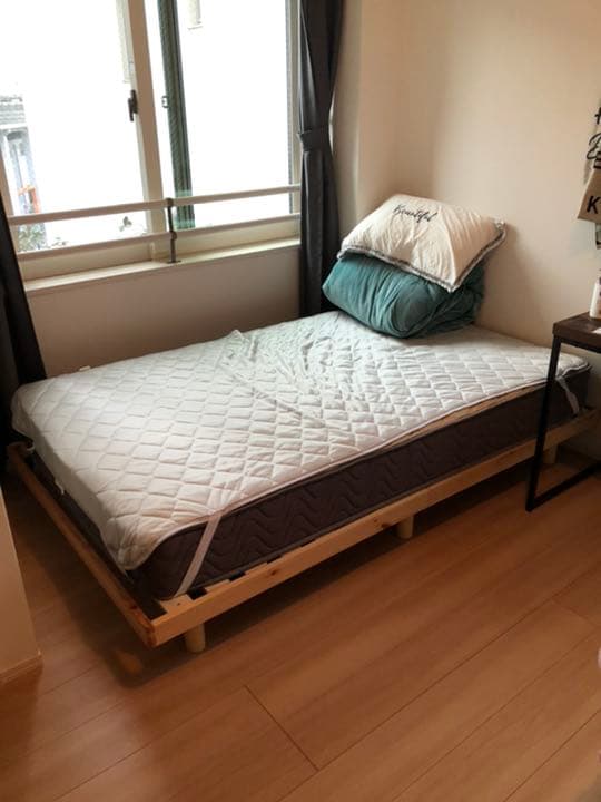 【セット販売】ベット、マットレス、椅子、机