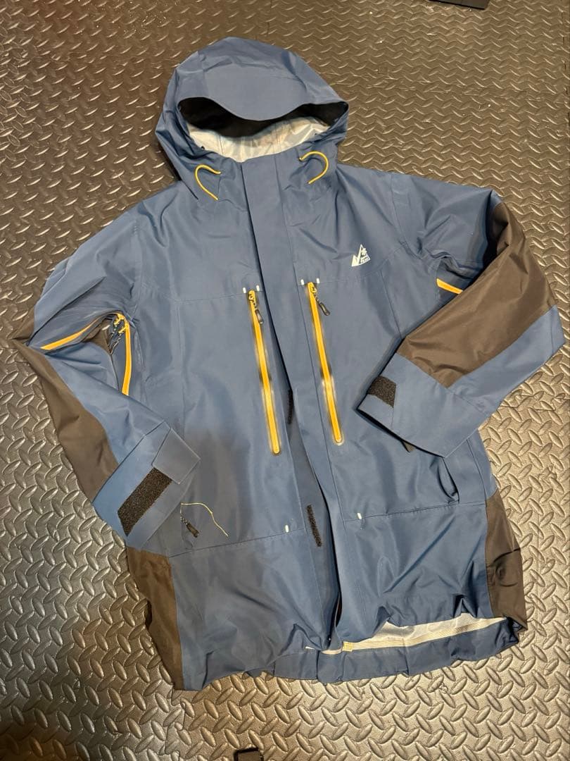  Peak × mountain of moods ウエアー　上下セット