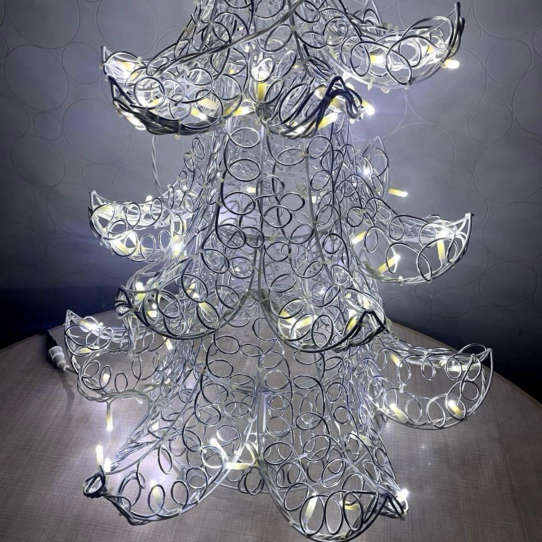 ワイヤークリスマスツリー LEDライト付電飾付き イルミネーション 屋外兼用