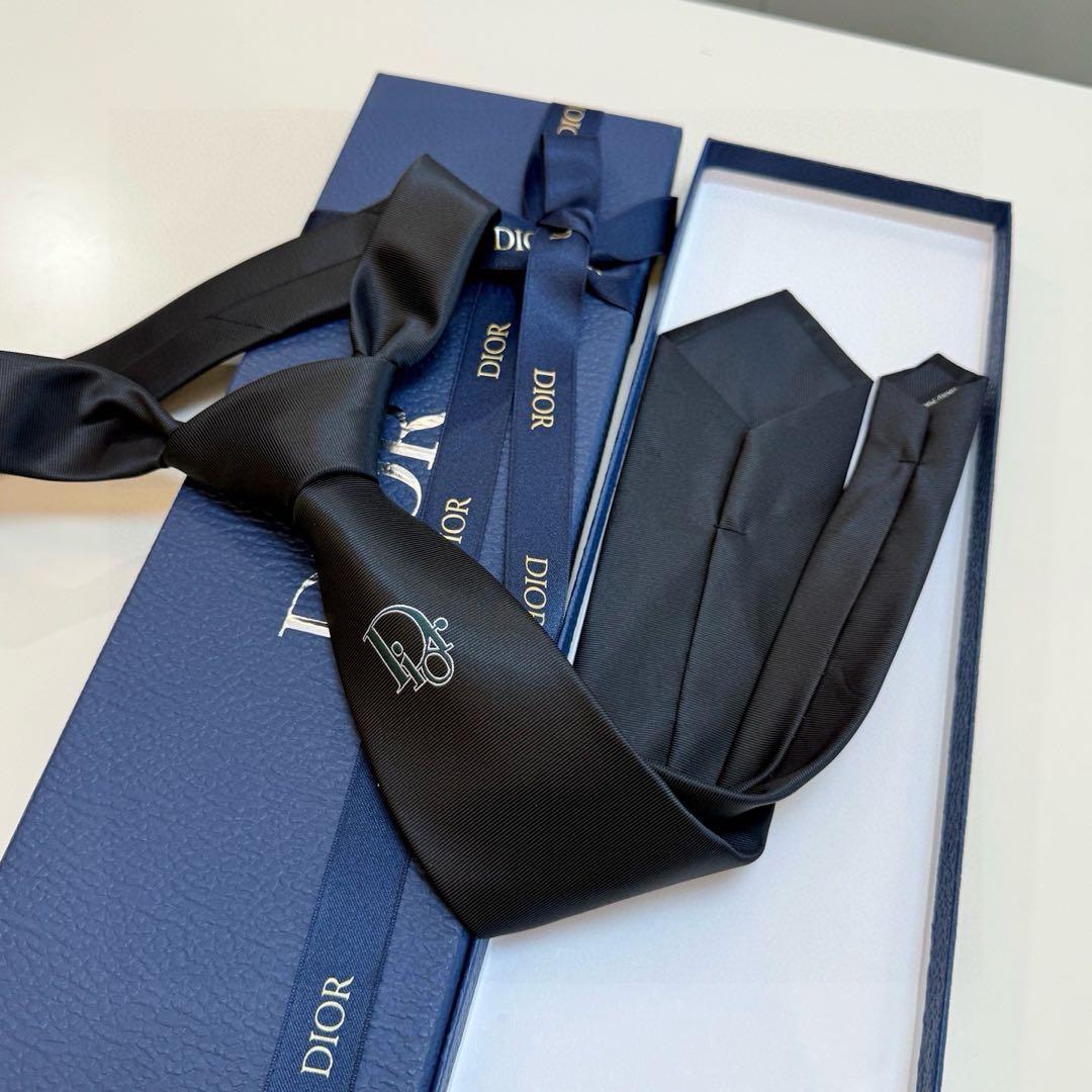 DIOR ロゴ入り ネクタイ ブラック系