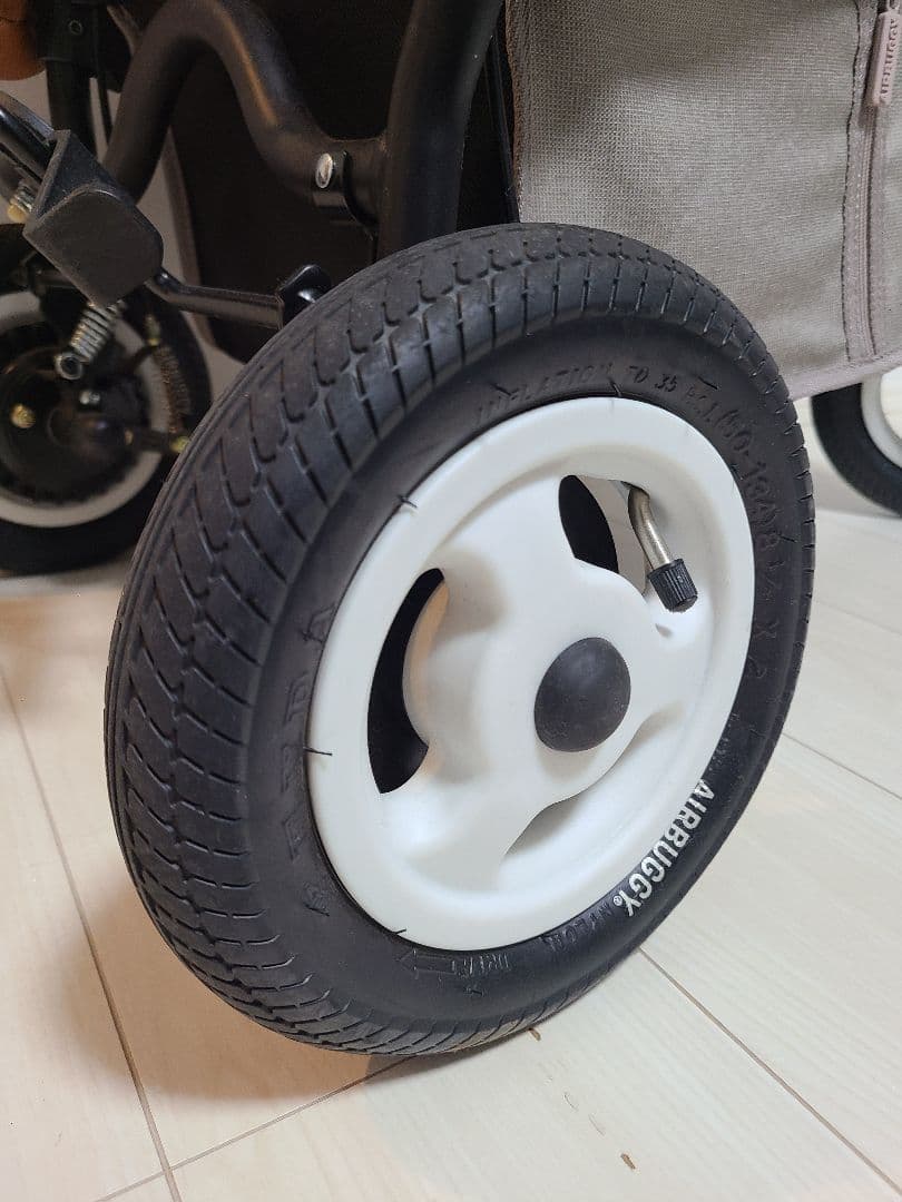 【使用頻度少なめ美品】エアバギー ココブレーキEX フロムバース　ナイルブルー