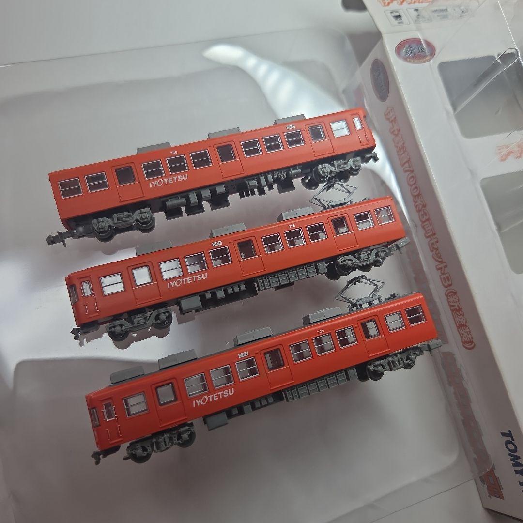 鉄コレ 伊予鉄道700系新塗装