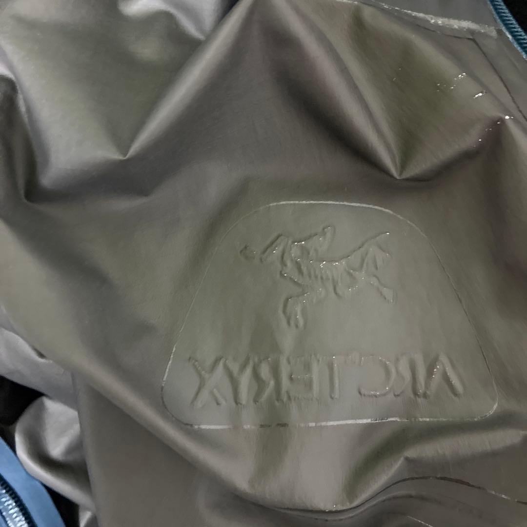 ARC'TERYX beta slジャケット