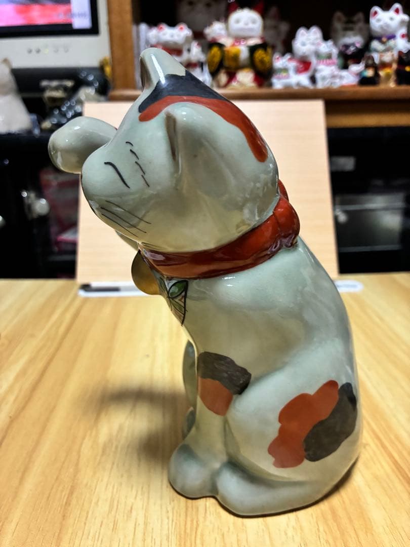 有田焼　招き猫　円左エ門窯