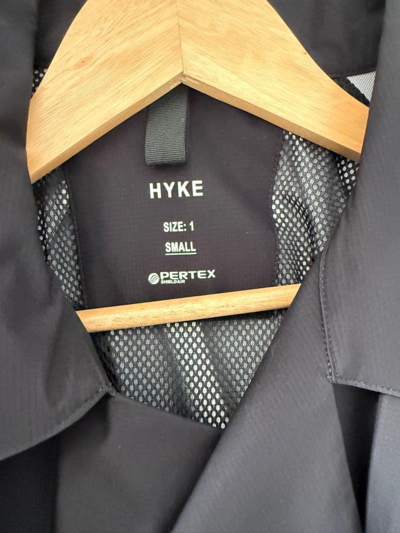 HYKE ブラック トレンチコート サイズ1