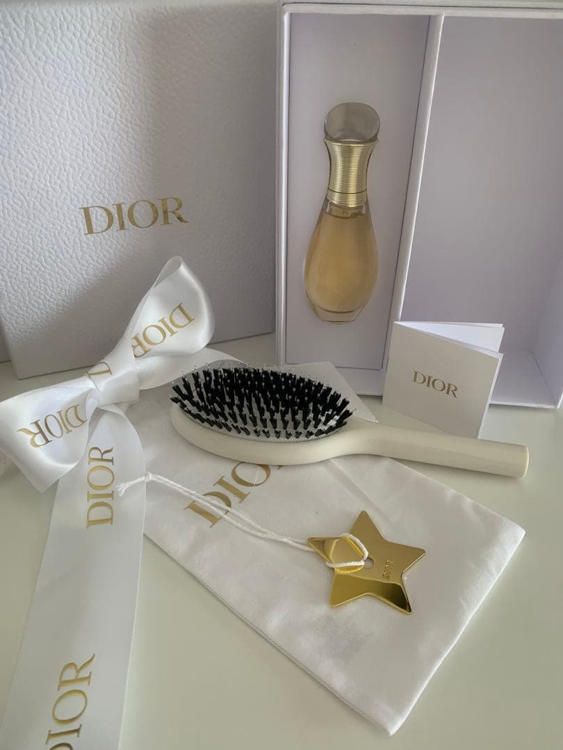 Dior 2025年ギフト　ジャドールヘアミスト　ヘアブラシ　ブックマーク