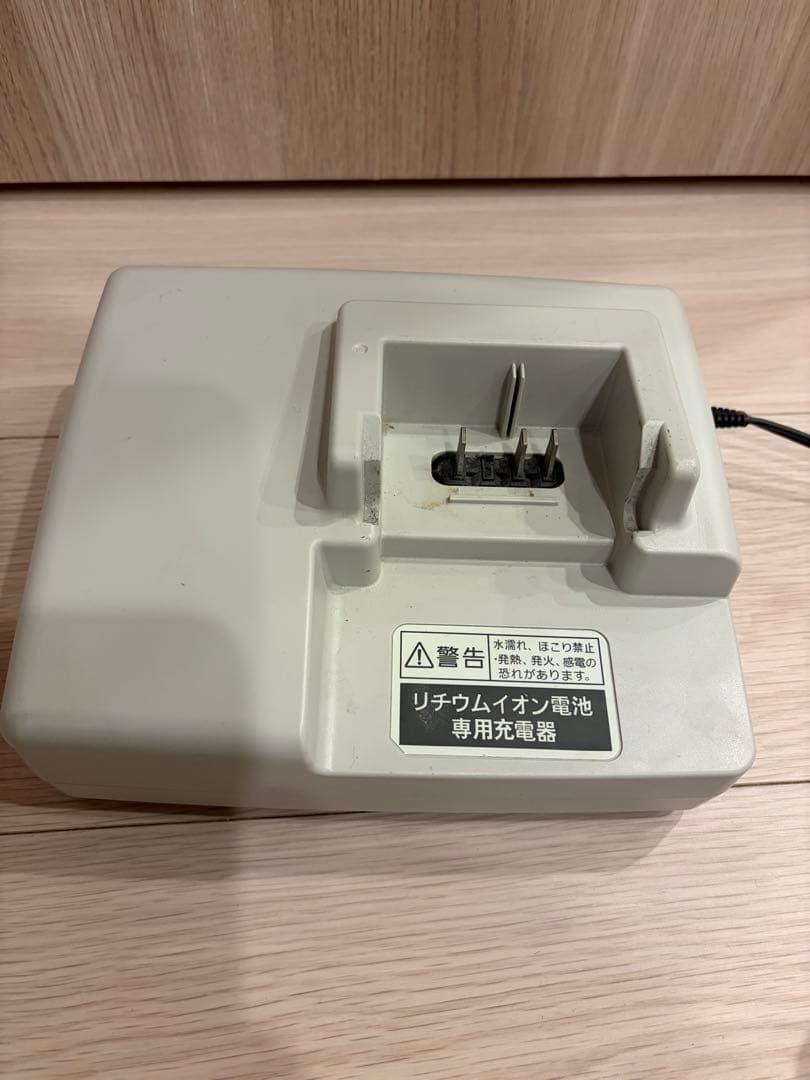 リチウムイオン充電器 パナソニック