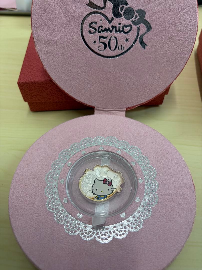 サンリオ　50周年　記念ゴールド&シルバーセット　ハローキティー純金