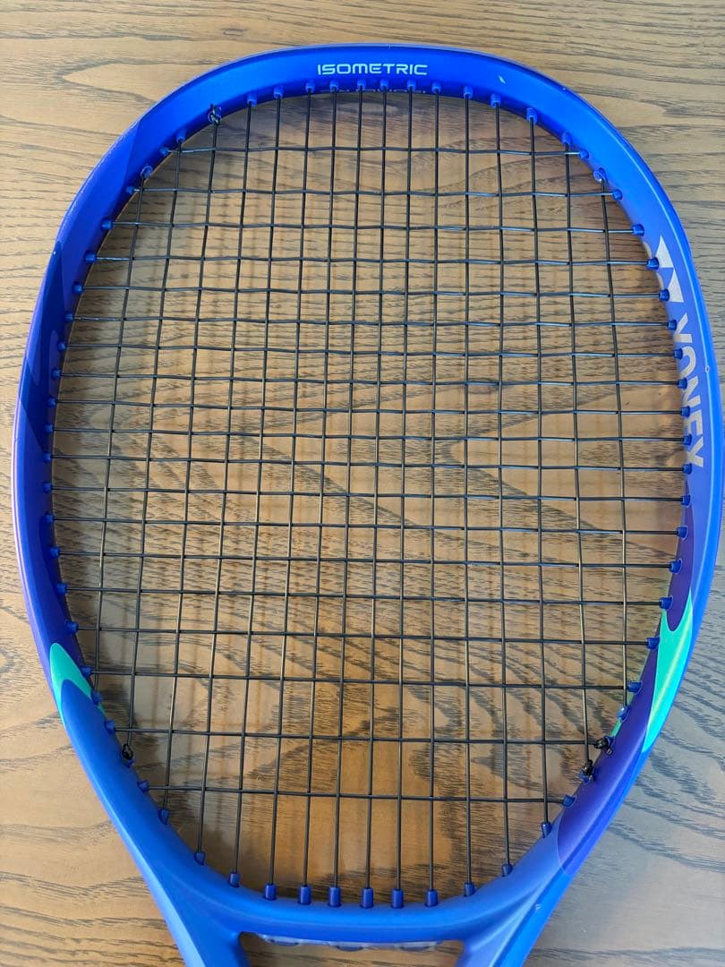 YONEX EZONE 100 TOUR テニスラケット グリップG2