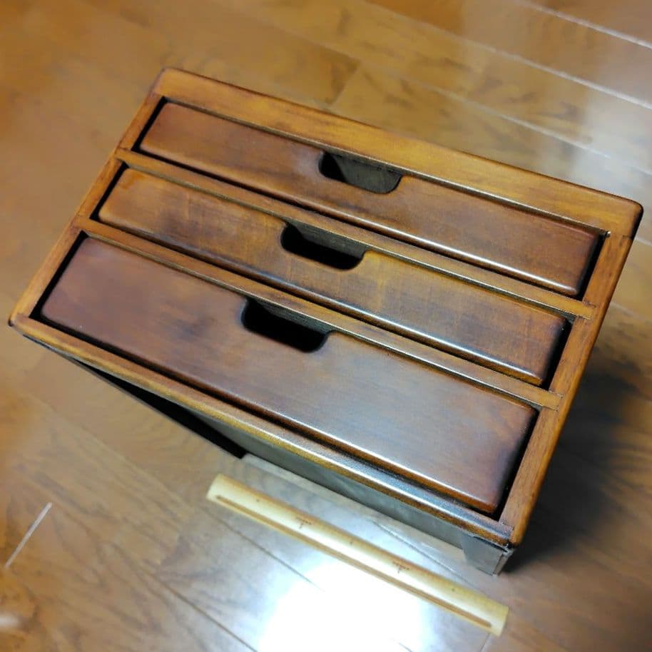 豊岡クラフト A4ドロワーズ3 (美品/レッド加工) 素敵な書類収納、机上整理棚