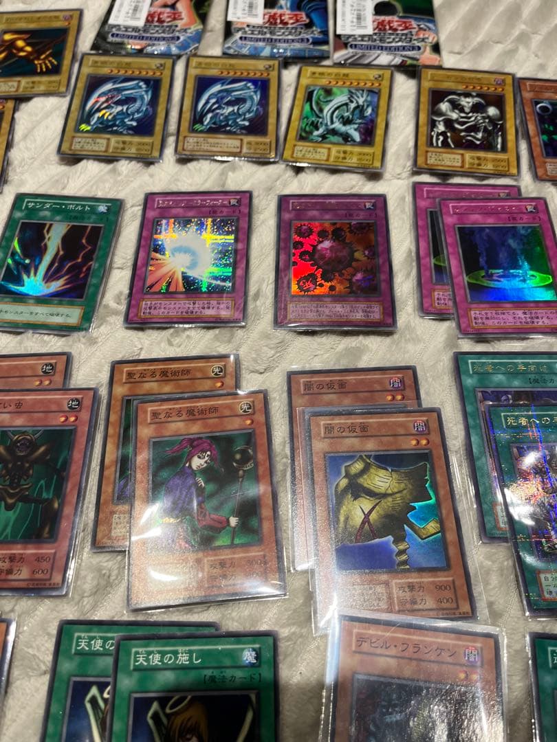 く*の様 遊戯王OCGカードセット まとめ売り　稀少な初期多数　初期ブルーアイズ