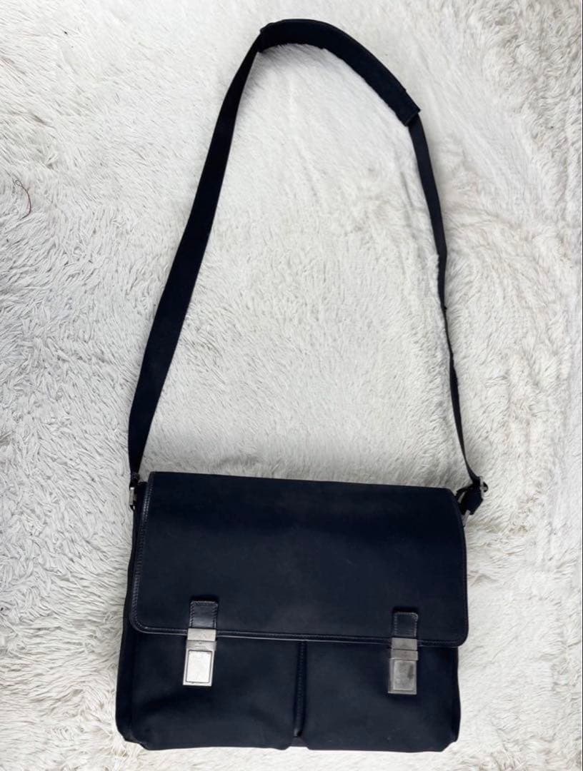 ✨【美品】GUCCI (グッチ) 定番デザイン ショルダーバッグ ブラック✨