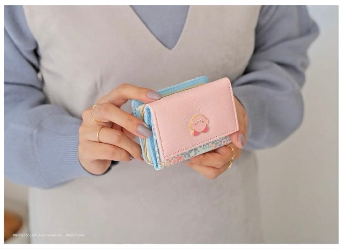 新品　希少　レア　星のカービィ　リバティプリント　ミニウォレット　財布