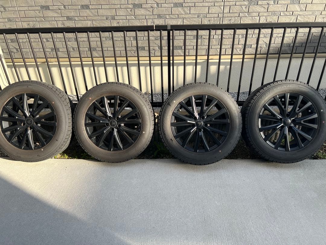 225/60R17 スタッドレスタイヤ4本セット