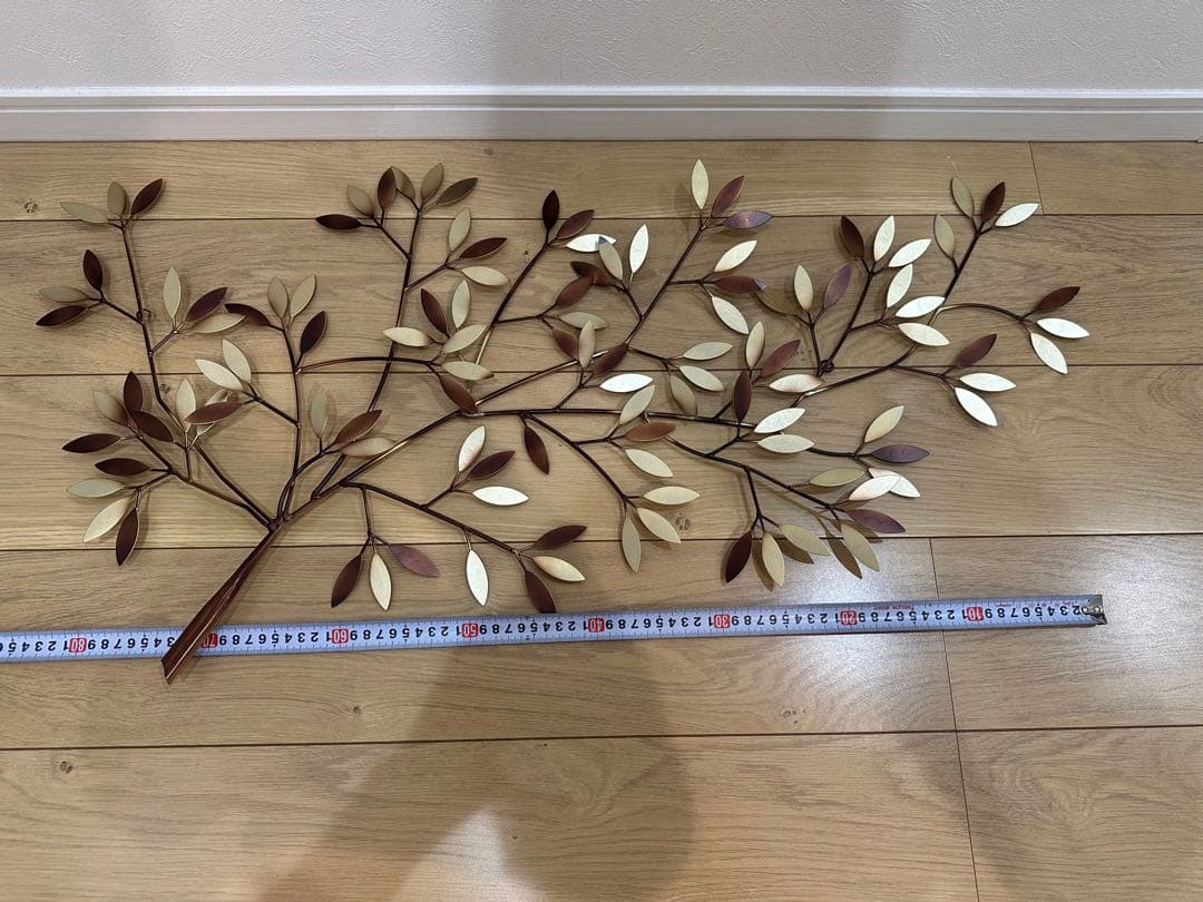【大幅値下げ！オシャレオブジェ】金属製木の葉の壁掛け装飾！素敵です
