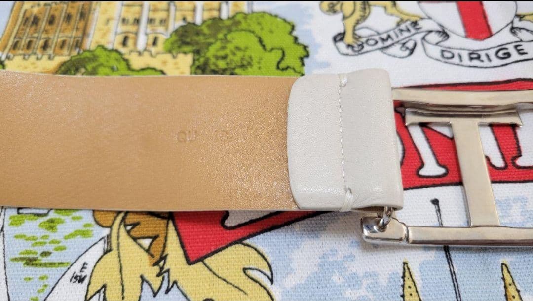 新品に近く正規品TOD'S(トッズ)ベルト男女兼用 長さ約100cm イタリア製