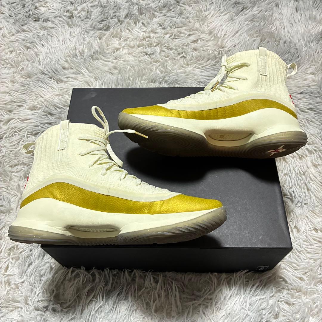 【美品】UNDER ARMOUR Curry 4 Retro Lemon