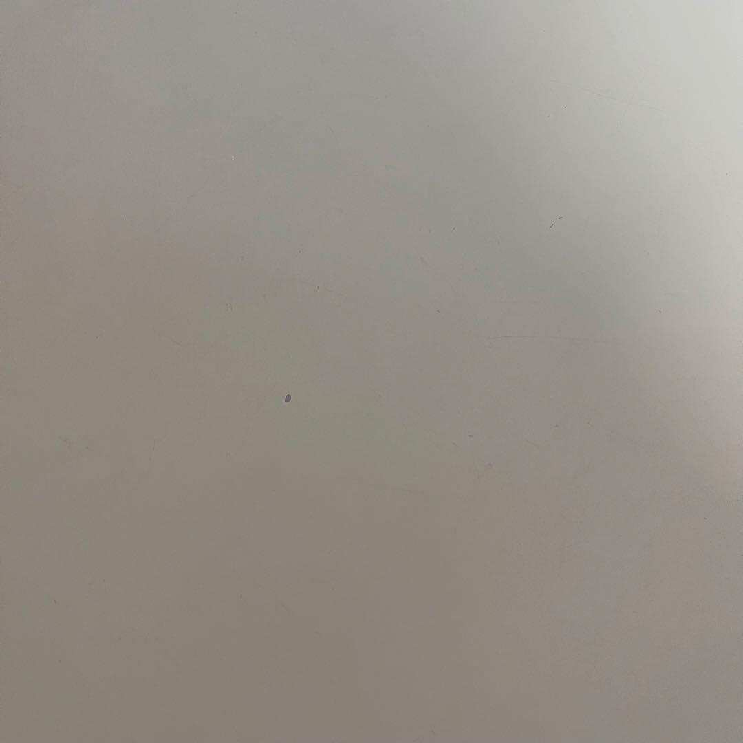 丸テーブル　カフェテーブル　白　ホワイト　韓国　インテリア