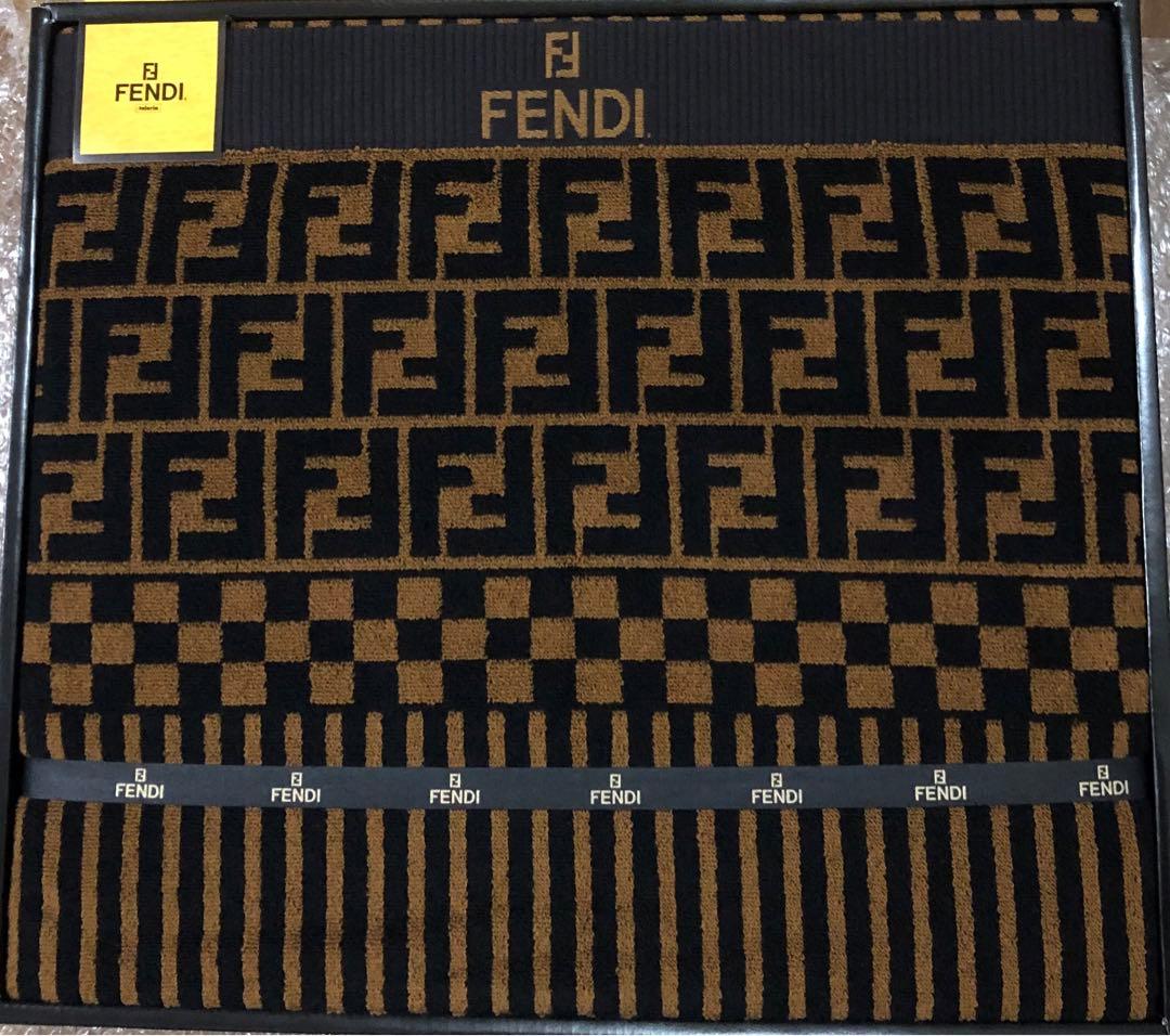 FENDI タオルケット ズッカ柄　フェンディ　寝具　箱付き