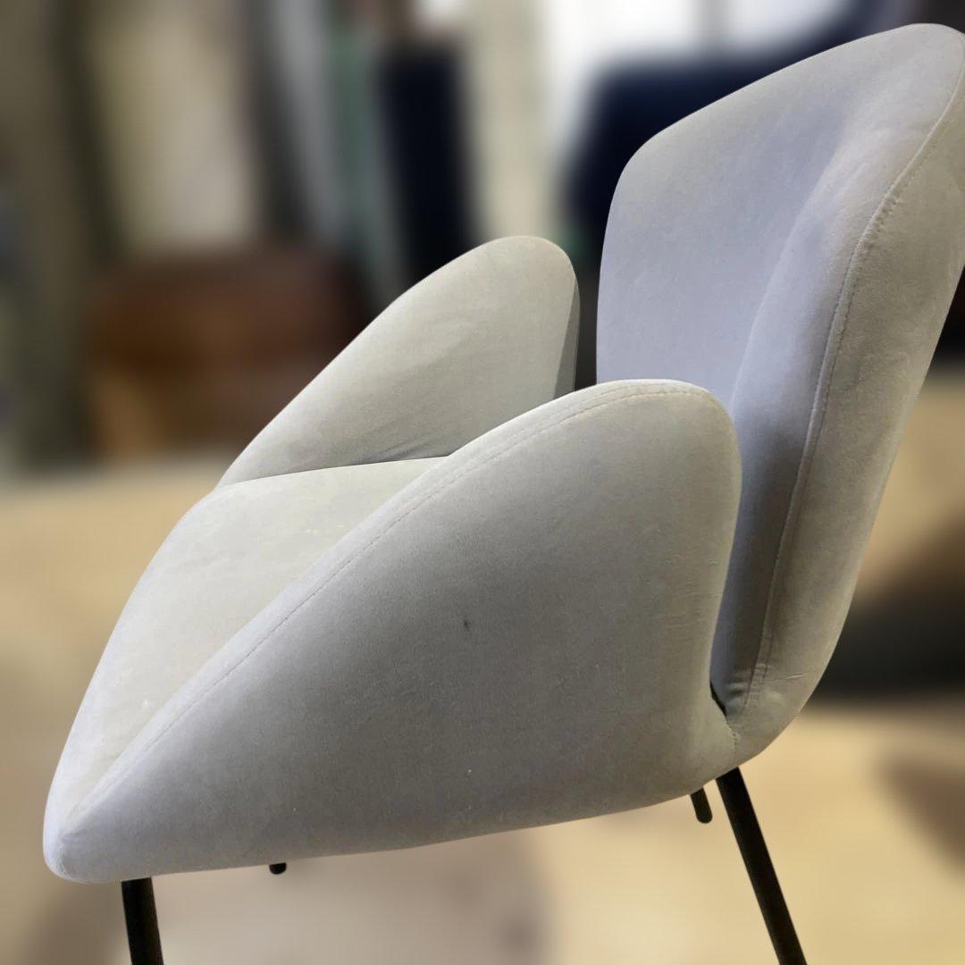 残り1脚モーダエンカーサのチューリップチェアTULIP chairアイスカラー②