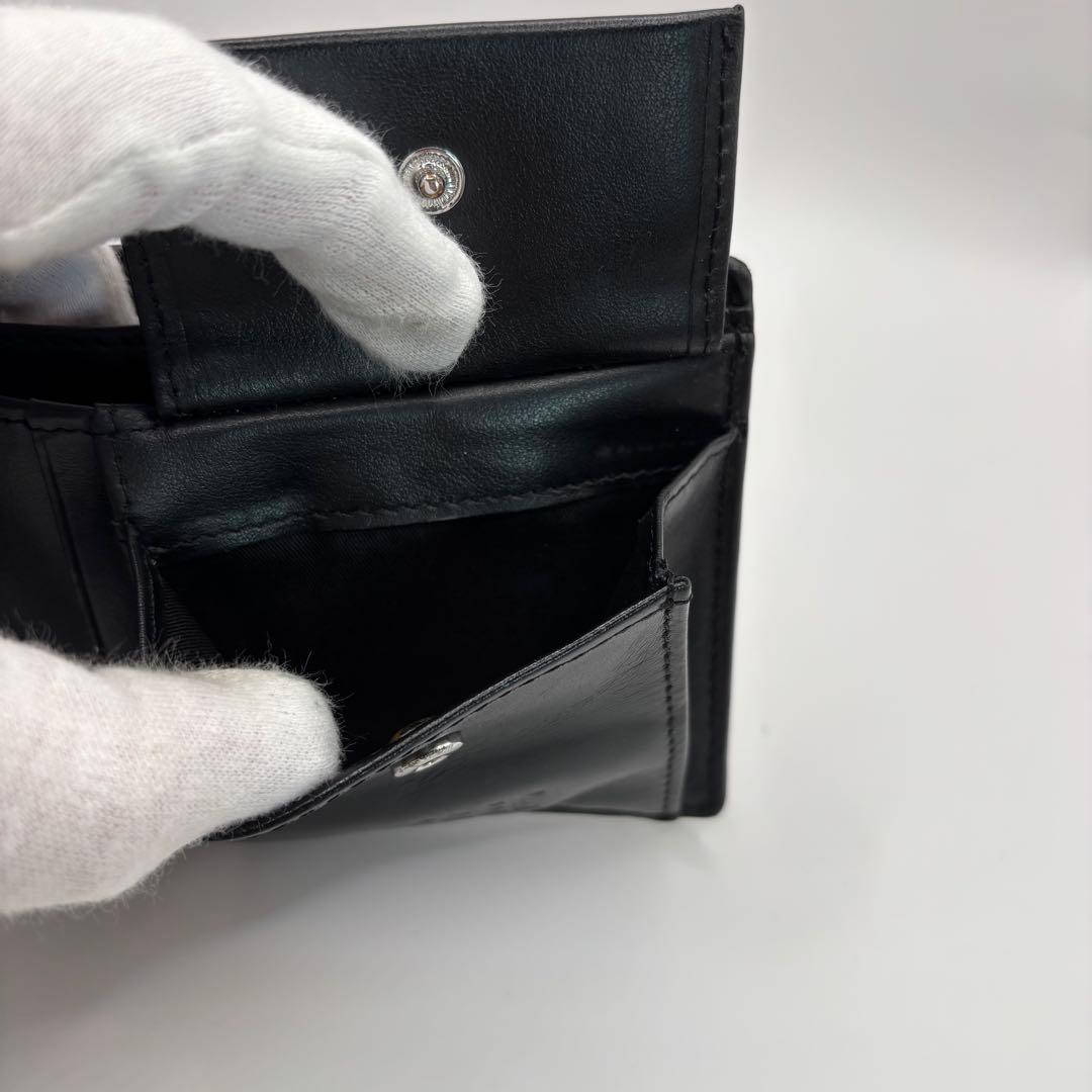 DIESEL 二つ折り財布　ブラック　型押し　D ロゴ　エンボス　シルバー