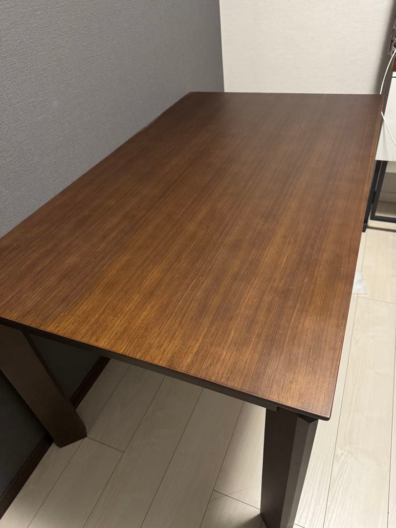 【札幌ファニシング】ブラウン木製ダイニングテーブル