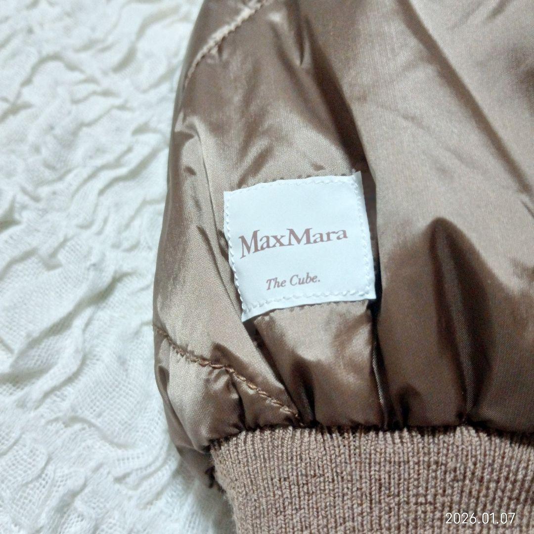 美品　Max Mara The Cube テクニカルフードダウンジャケット