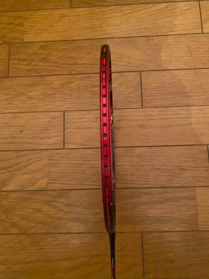 【美品】YONEX ASTROX 99 PRO バドミント ソラケット