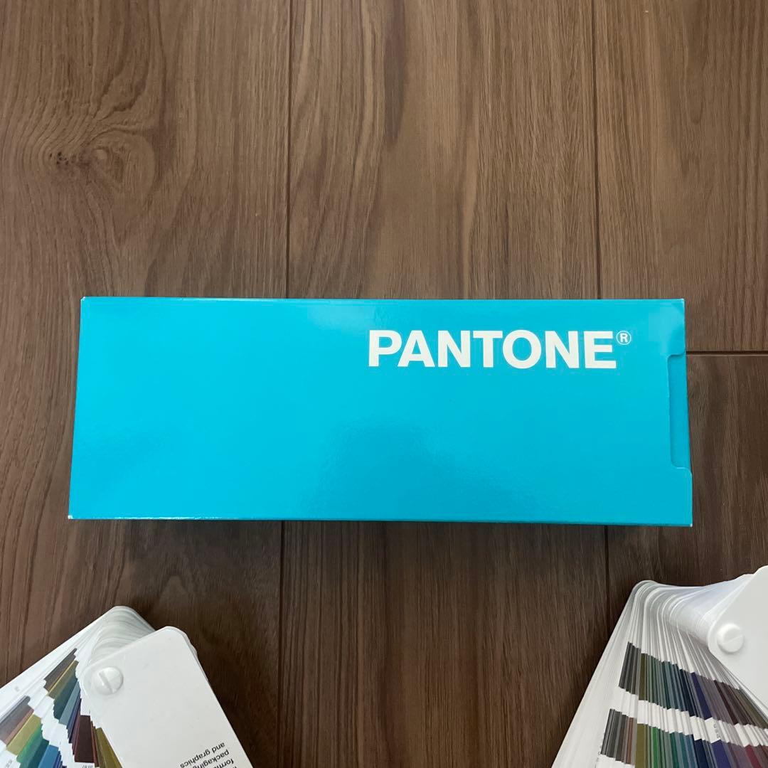 PANTONE 色見本　solid coated & uncoated