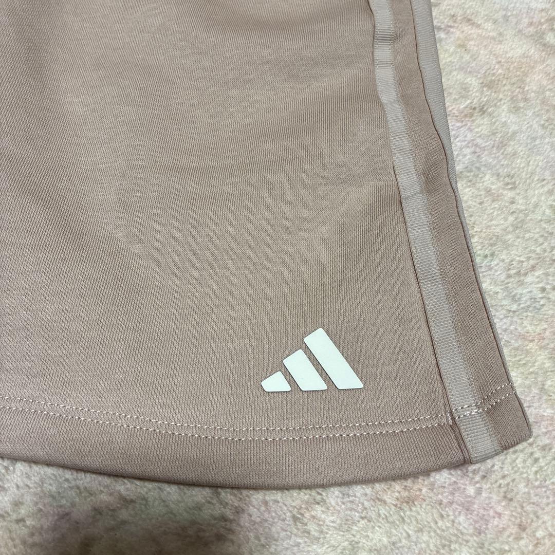 adidas ピンクベージュ セットアップ　ジャケット&スカート M 裏起毛