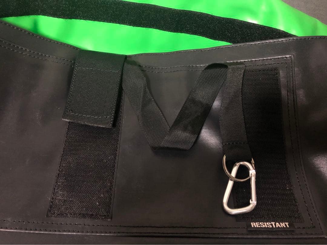 バッグ resistant messenger bag