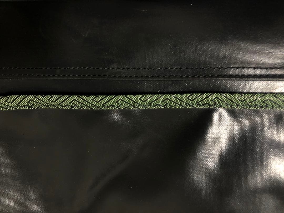 バッグ resistant messenger bag