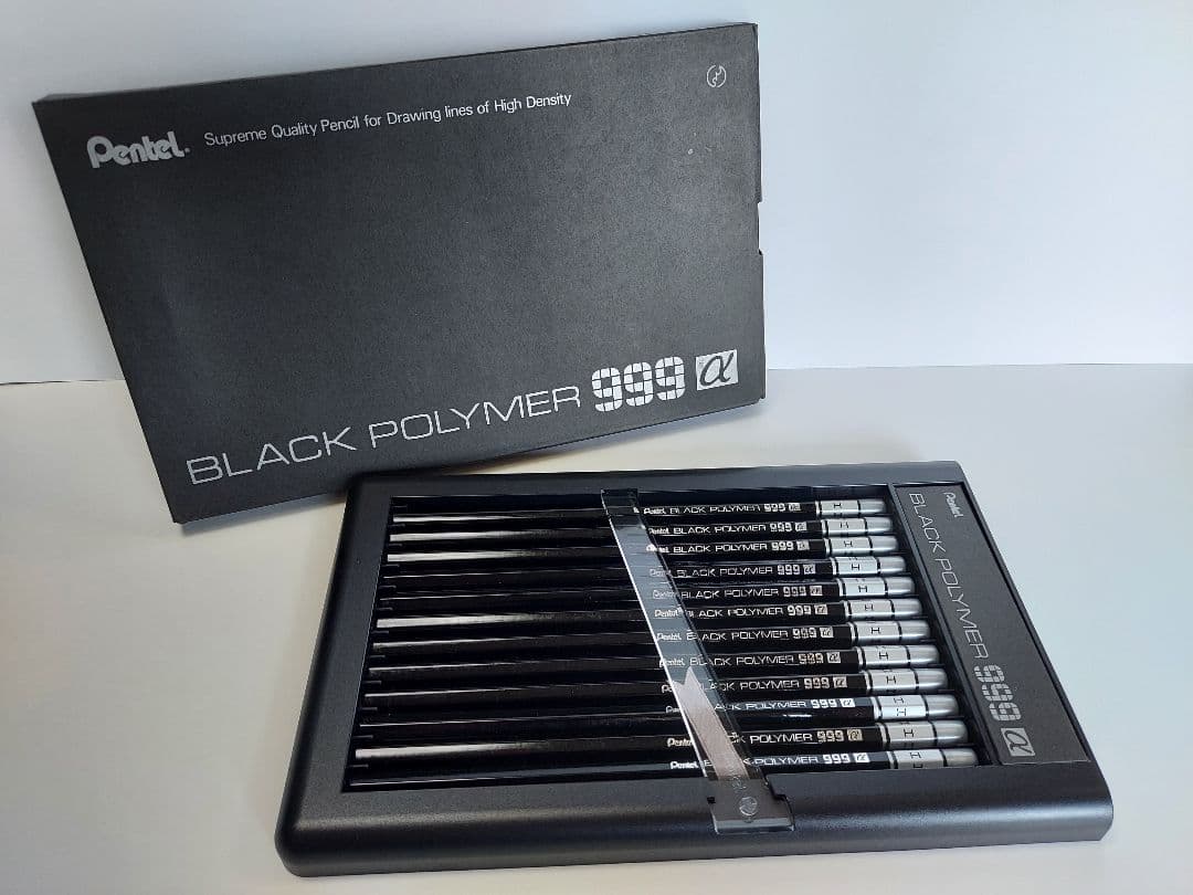 Pentel BLACK POLYMER 999 α 12本入り　レトロ鉛筆