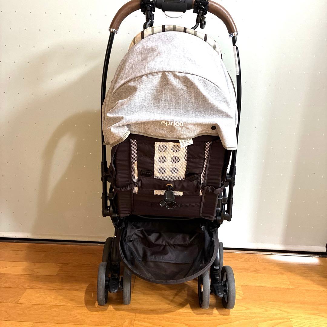 アップリカ ラクーナ クッション ベビーカー AD グレー レザー