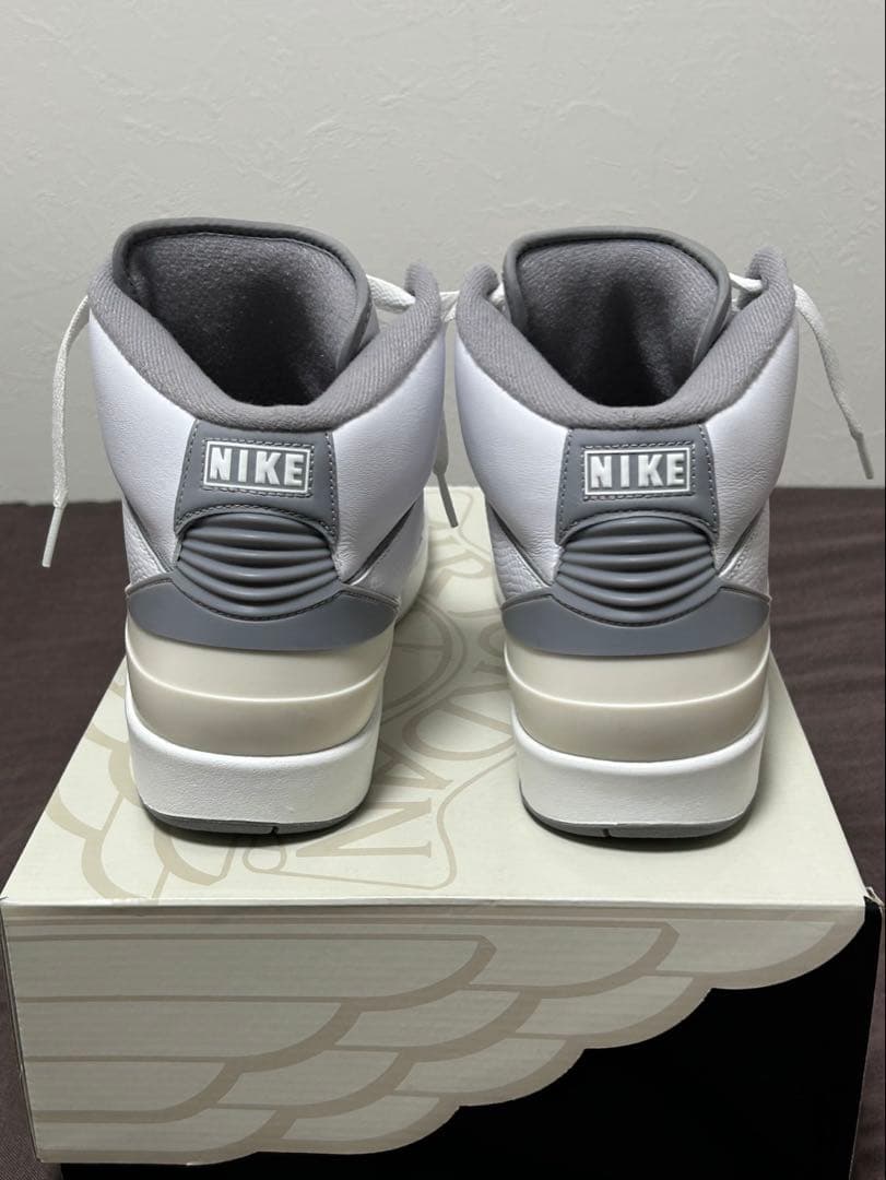 NIKE Air Jordan 2 ホワイト&セメントグレー　29cm