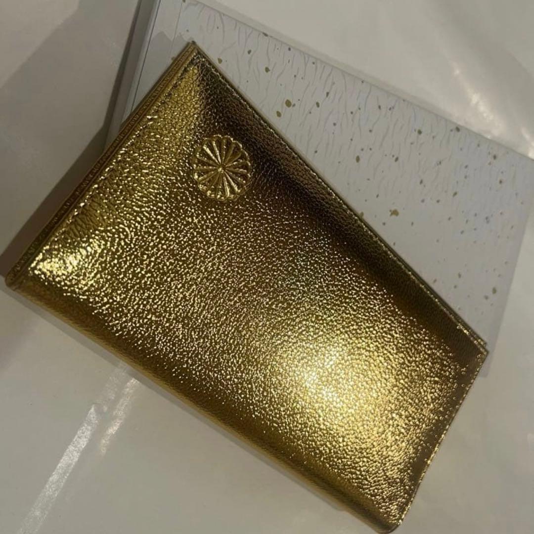 本物保証　日本皇室菊紋章入黄金革長財布　ゴールド 天然皮革 新品　金運up