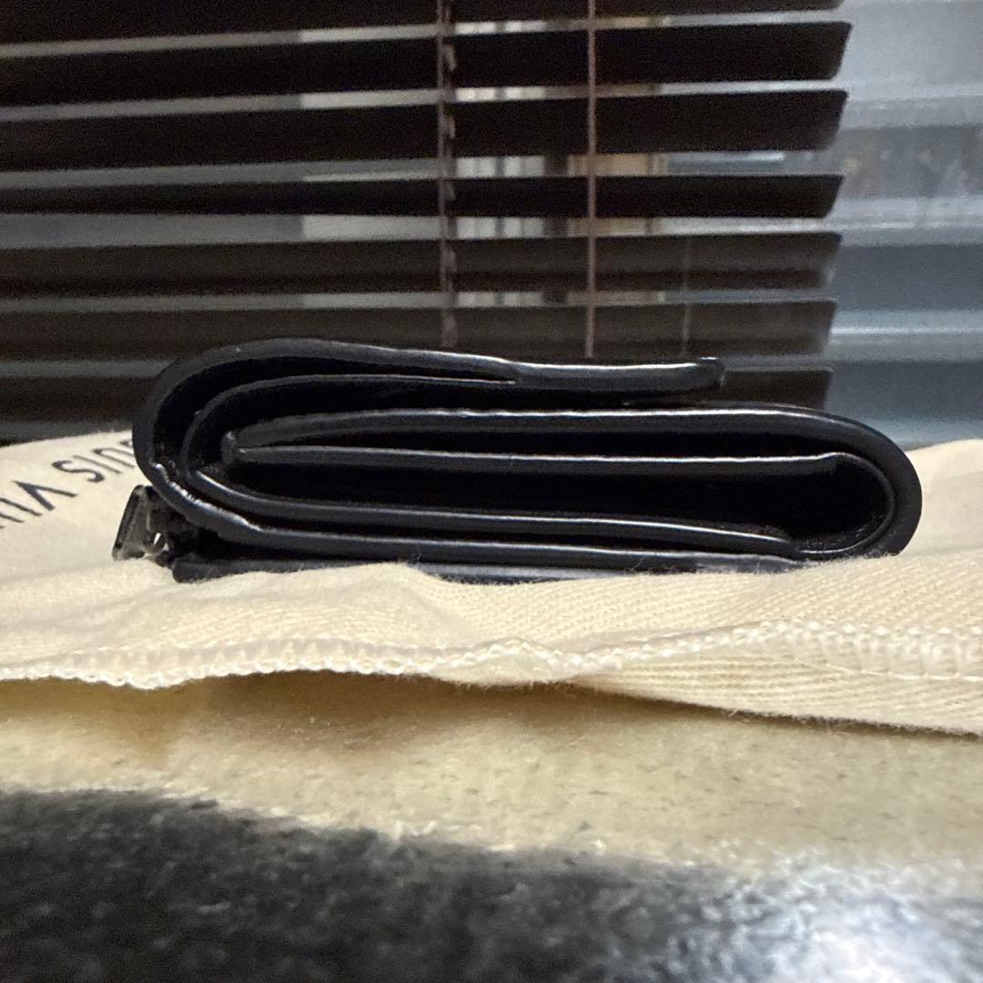 LOUIS VUITTON ブラック 三つ折り財布