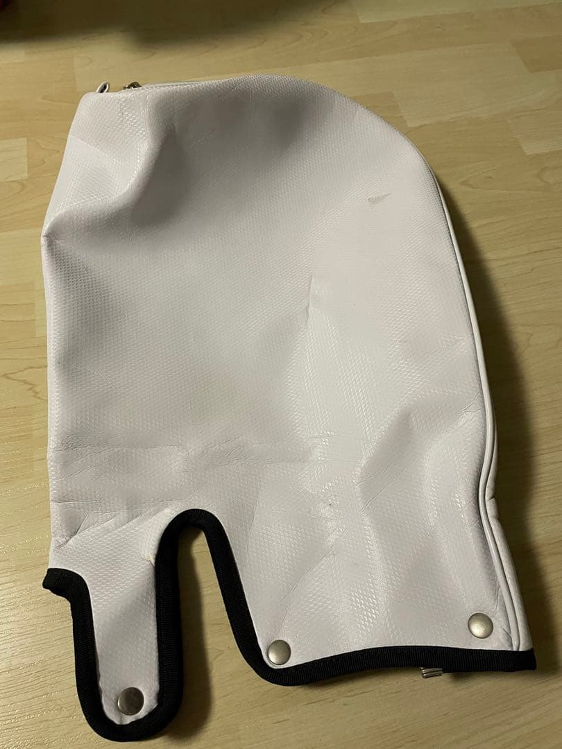 本間ゴルフ　HONMA ツアーワールドキャディバッグ