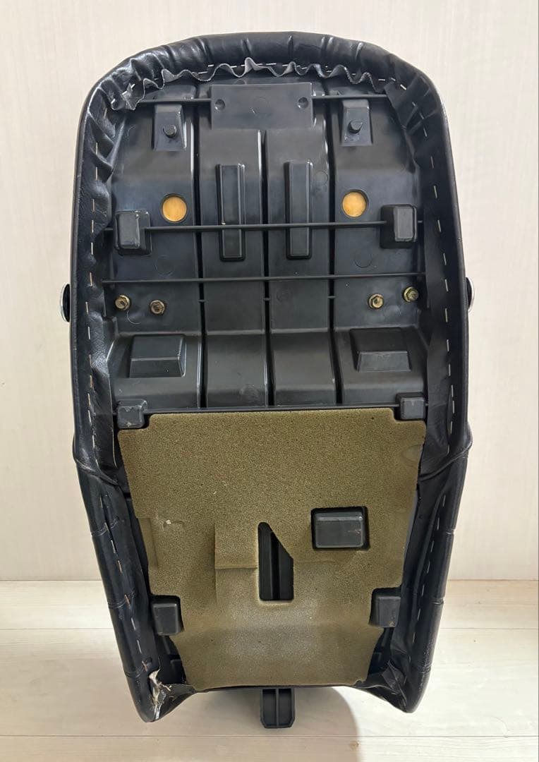ゼファー750/750RS タックロールシート