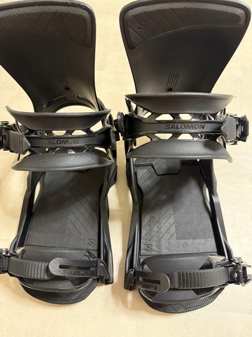 専用SALOMON RHYTHM black Lサイズスノーボード ビンディング