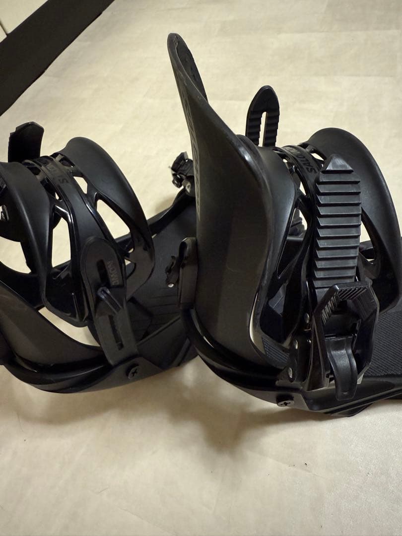 専用SALOMON RHYTHM black Lサイズスノーボード ビンディング